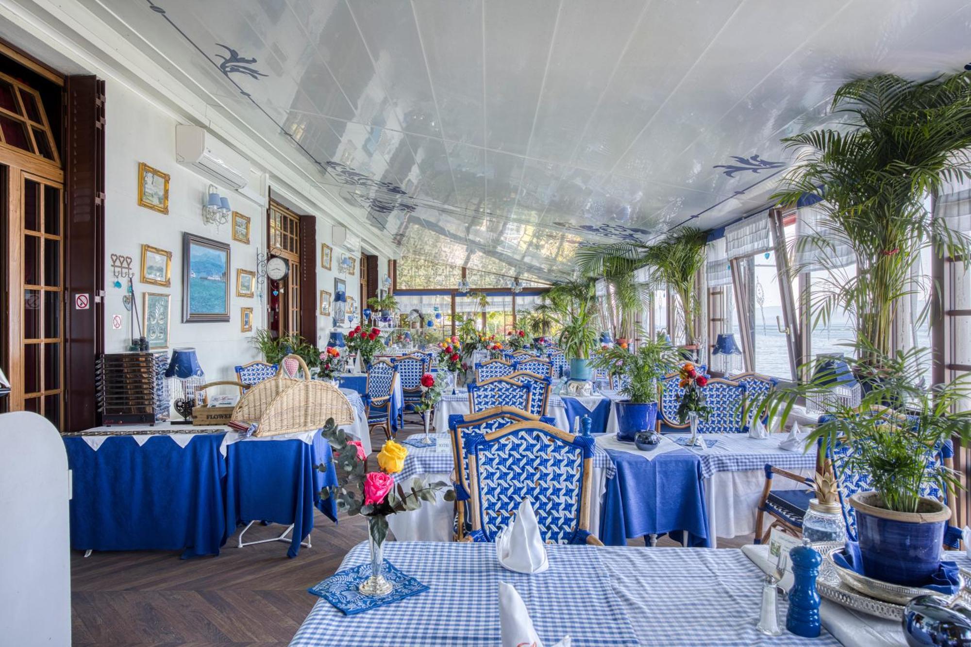 Les Cygnes Hotel Évian-les-Bains Buitenkant foto